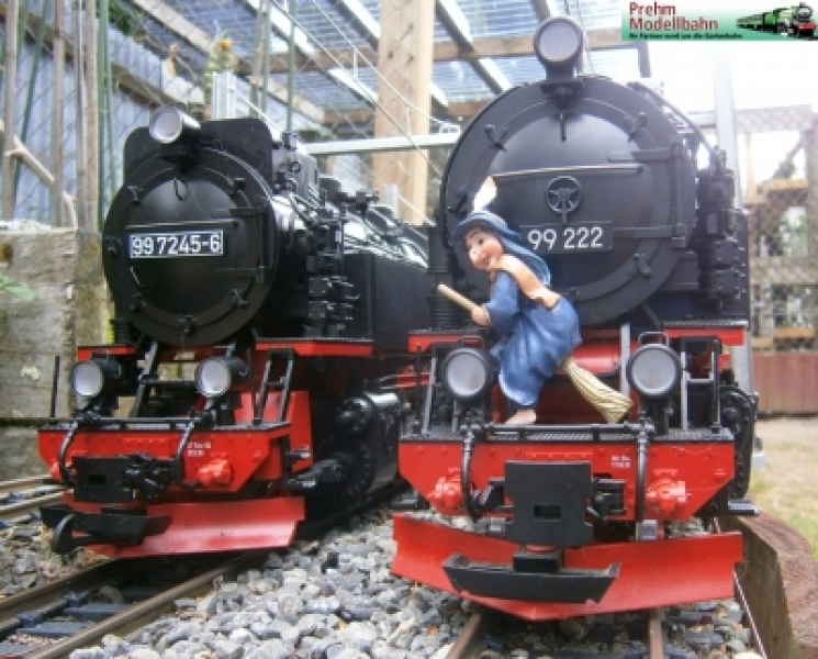550027 - Brockenhexe - Kunststofffigur